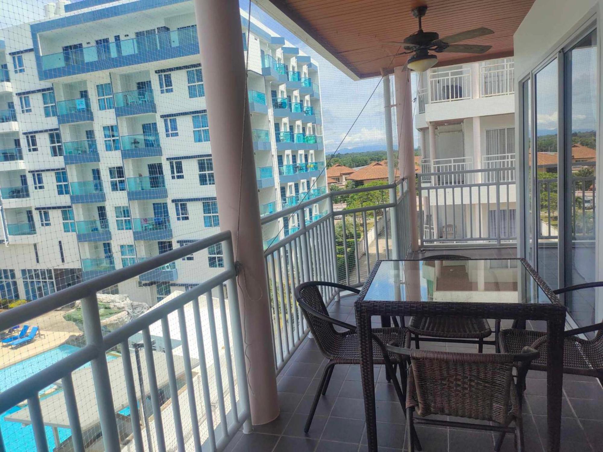 Grandbeach Condo By Malai Rayong Esterno foto