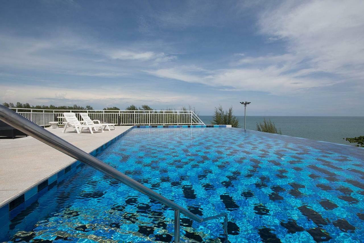Grandbeach Condo By Malai Rayong Esterno foto